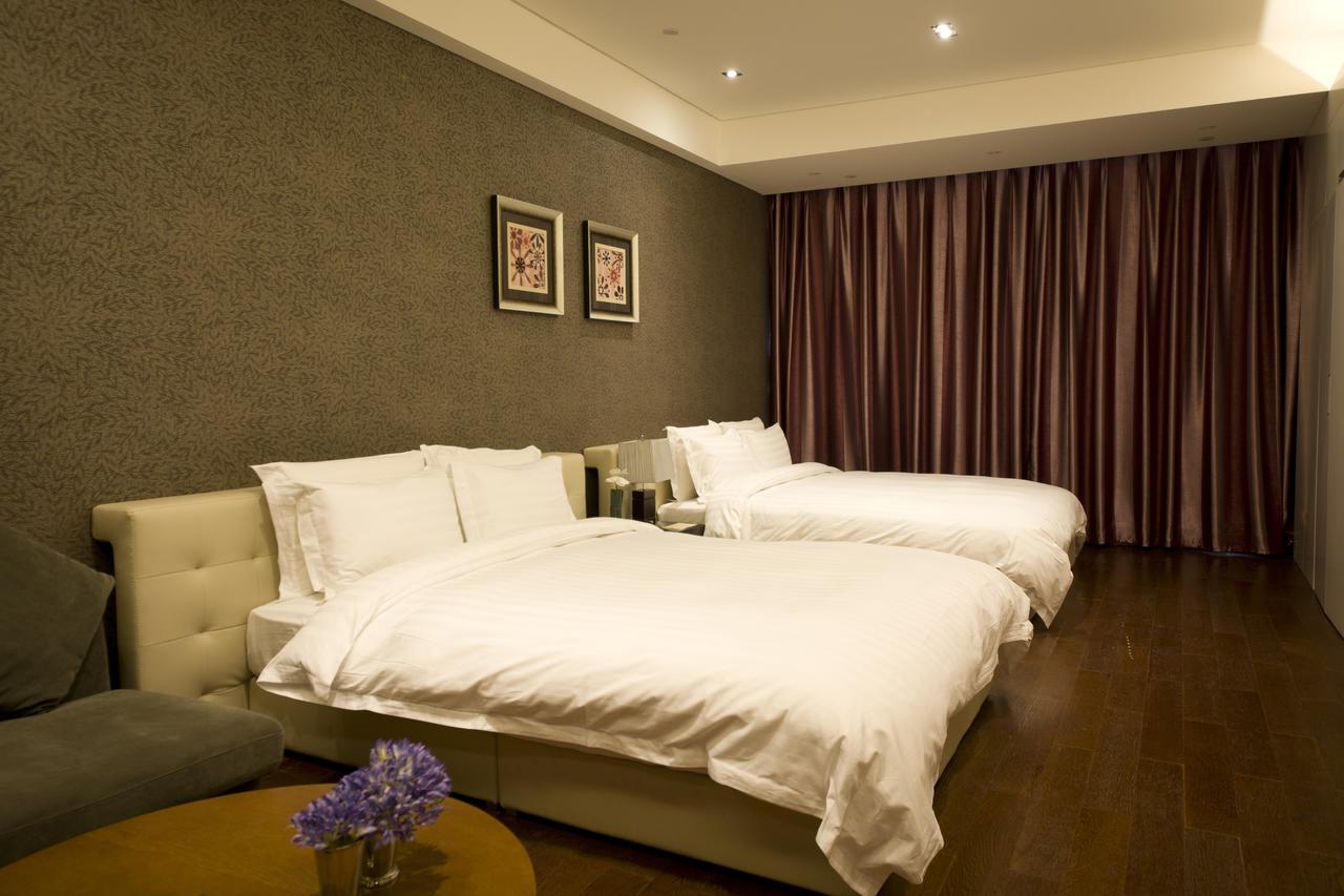 Grand Madison Qingdao Harbour-View Central（Former Qingdao Farglory Hotel） Exterior photo