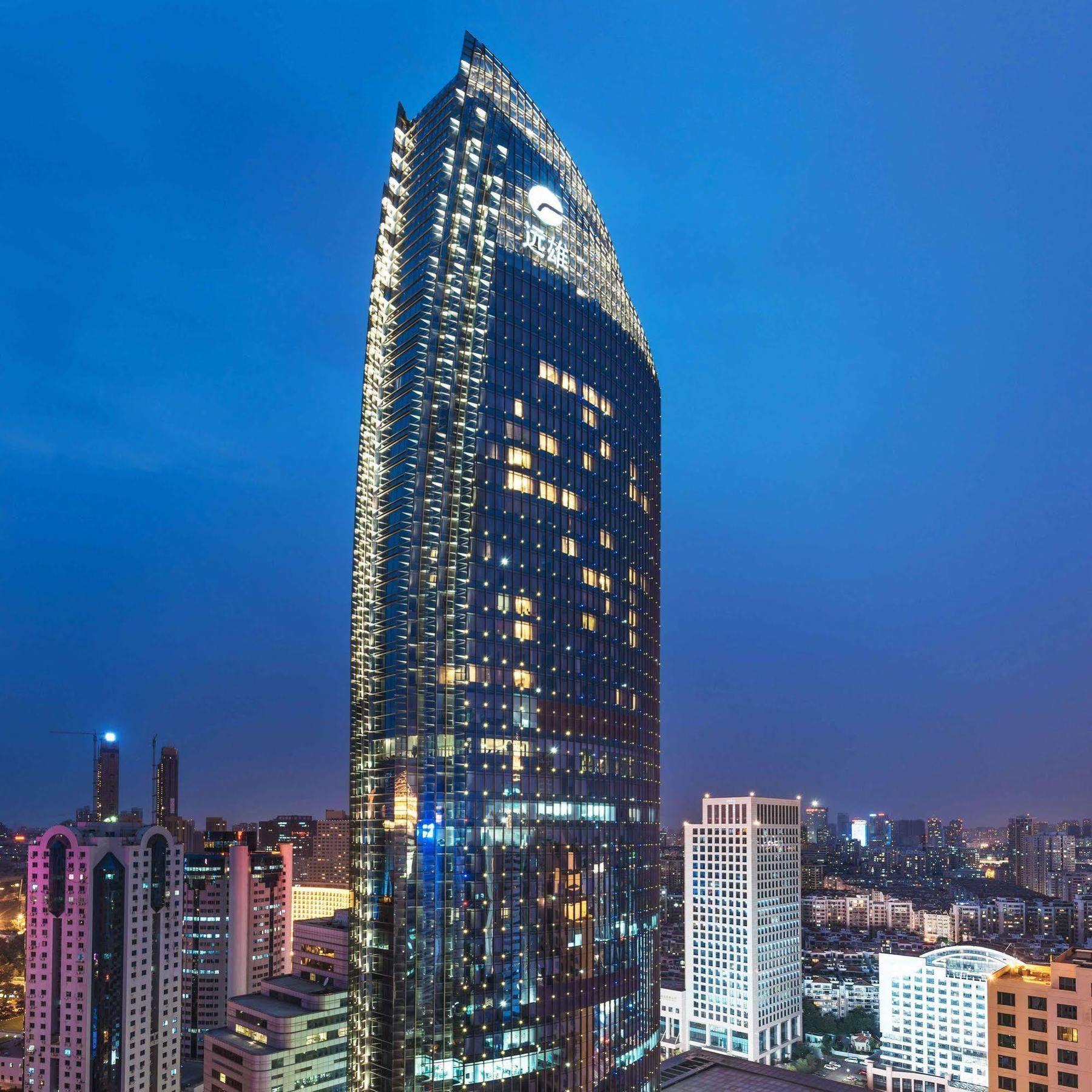 Grand Madison Qingdao Harbour-View Central（Former Qingdao Farglory Hotel） Exterior photo
